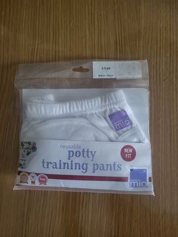 Culotte lavable neuve 2/3 ans