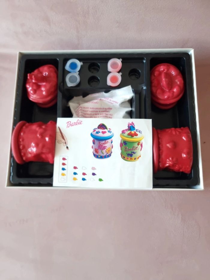 Barbie pots en plâtre - photo numéro 2