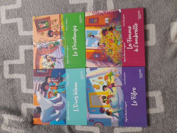 Lot de 4 livres macdo - Collection musée magique