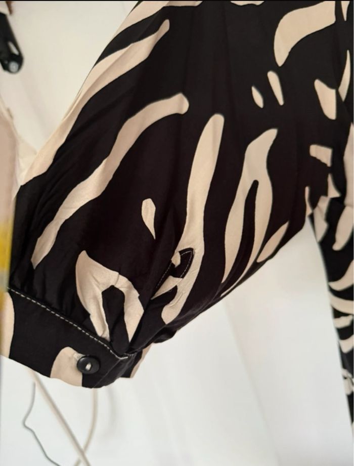 Robe. - photo numéro 4