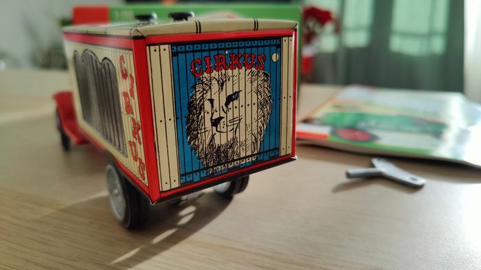 Kovap Cirkus n°596 / roulotte de cirque NEUF - photo numéro 9