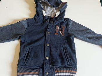 Veste à capuche