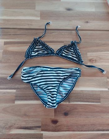 Maillot de bain rayé 2 pièces