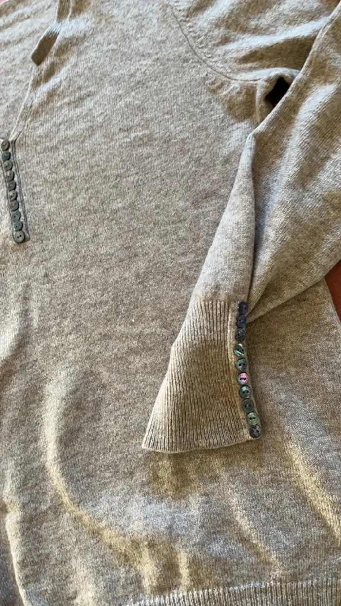 Pull beige - photo numéro 2