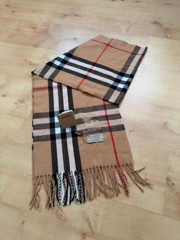 Écharpe burberry 