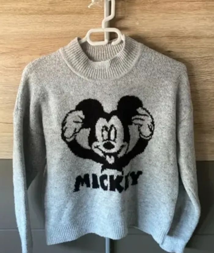 Pull Disney taille S