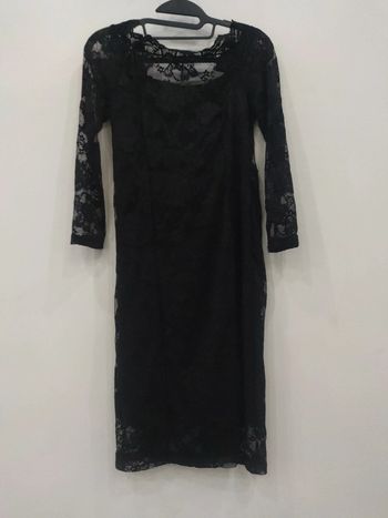 Robe en dentelle taille M (38)