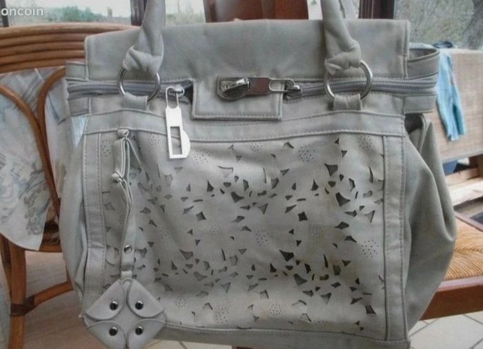 Sac à main beige fleurs - photo numéro 2