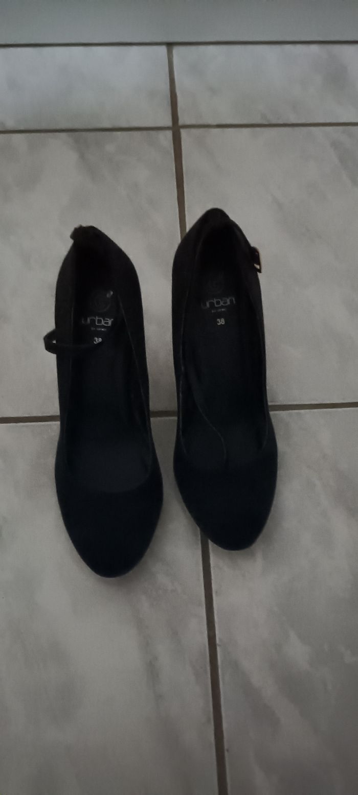 Chaussures - photo numéro 2