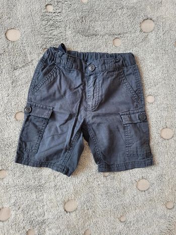Short 4 ans