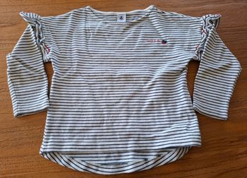 ⚓🤍 Haut marinière fille Petit Bateau – 5 ans