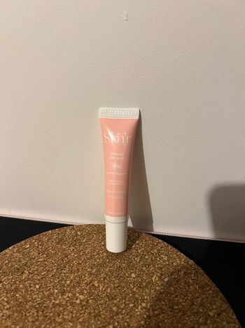 Contour des Yeux Acide Hyaluronique