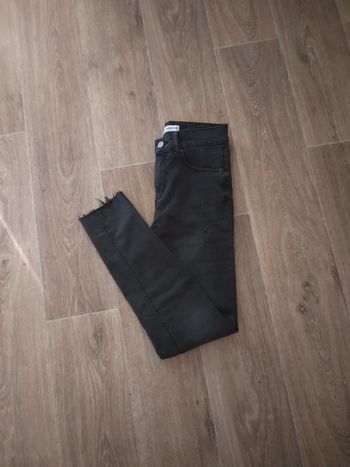 🌸-50% sur les lots jusqu'à demain🌸Jean noi Skinny neuf🌸