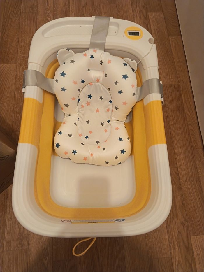 Baignoire bébé pliable avec coussin - photo numéro 3