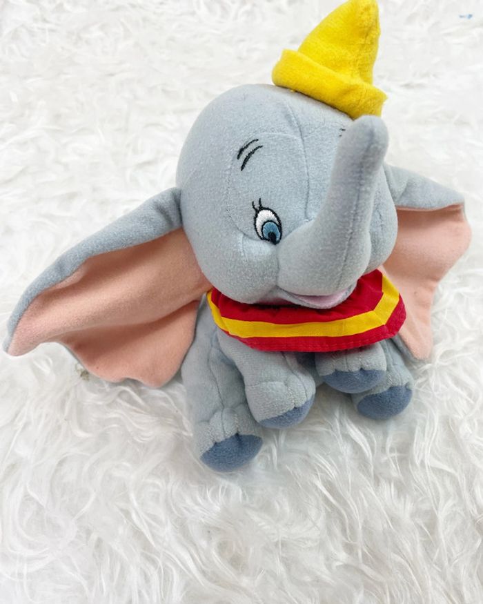 Petite Peluche Vintage Dumbo Disney (officiel) - photo numéro 3