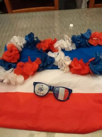 Drapeau bleu blanc rouge