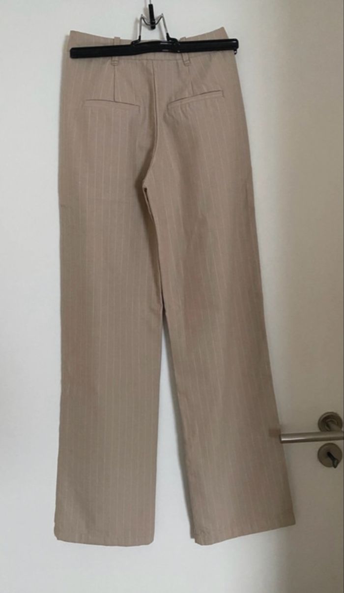 Pantalon beige Bershka XXS - photo numéro 2