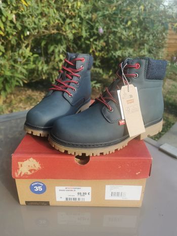 Levi's montantes neuves taille 35