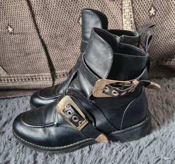 Bottines noir en cuir 40