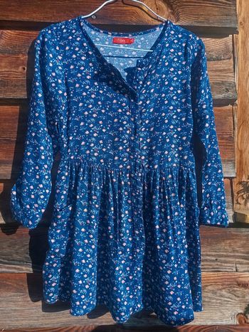 Lot 5 robes fille 8 ans + 1 cadeau dans ce colis