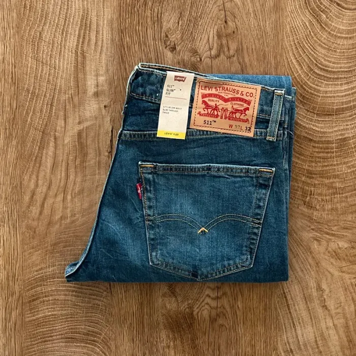 Jean/pantalon bleu Levi's 511 pour homme, taille W 32 L 32 (42 taille française)