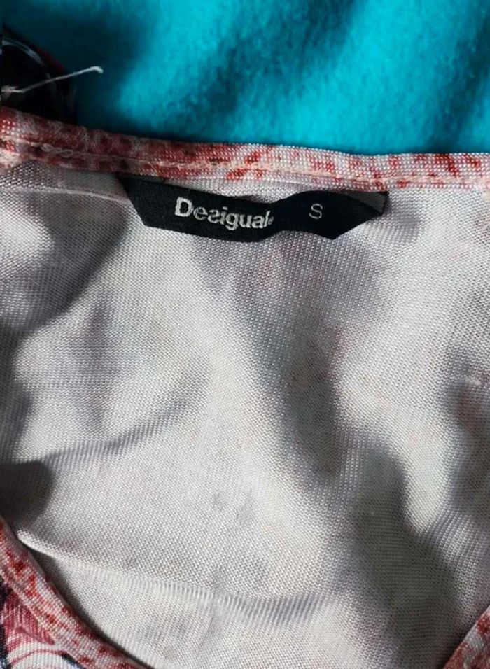 Top desigual - photo numéro 4