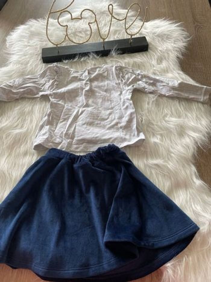 Magnifique ensemble deux pièces minnie disney 23 mois - photo numéro 3