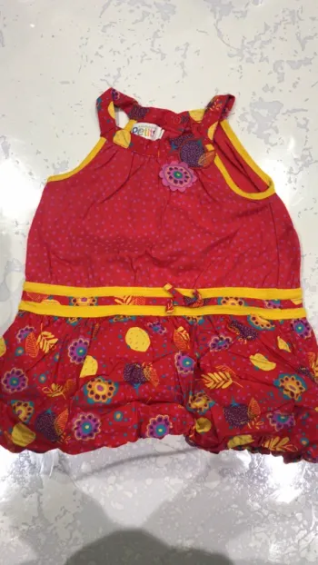 Robe 12  mois