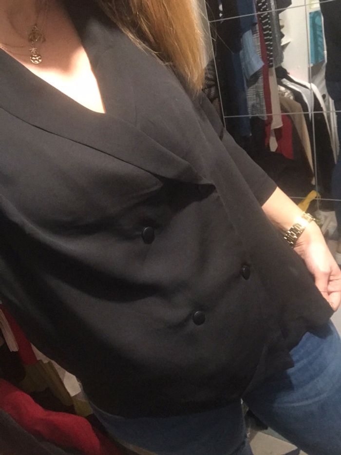 Blouse noir à boutons - photo numéro 2