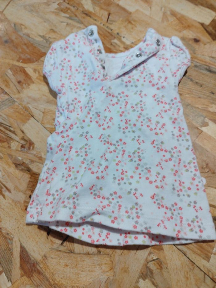 Robe 1 mois - photo numéro 3