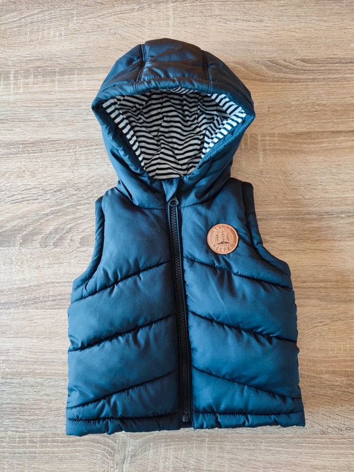 Blouson sans manches 12 mois