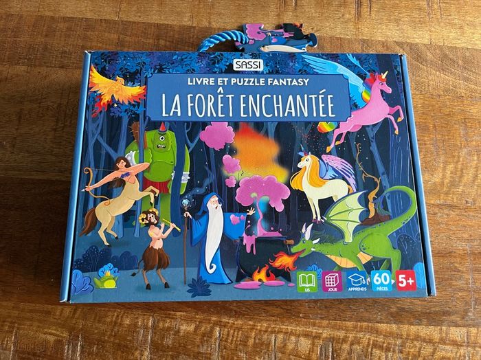 Livre et puzzle - La forêt enchantée