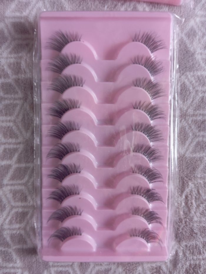 Faux cils - photo numéro 4