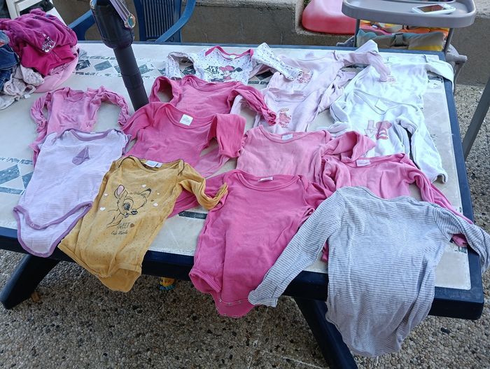 Lot vêtements fille 18 mois toutes saisons - photo numéro 6