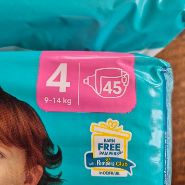 Couche taille 4 Pampers Baby Dey : 270 Couches (6*45) - photo numéro 2