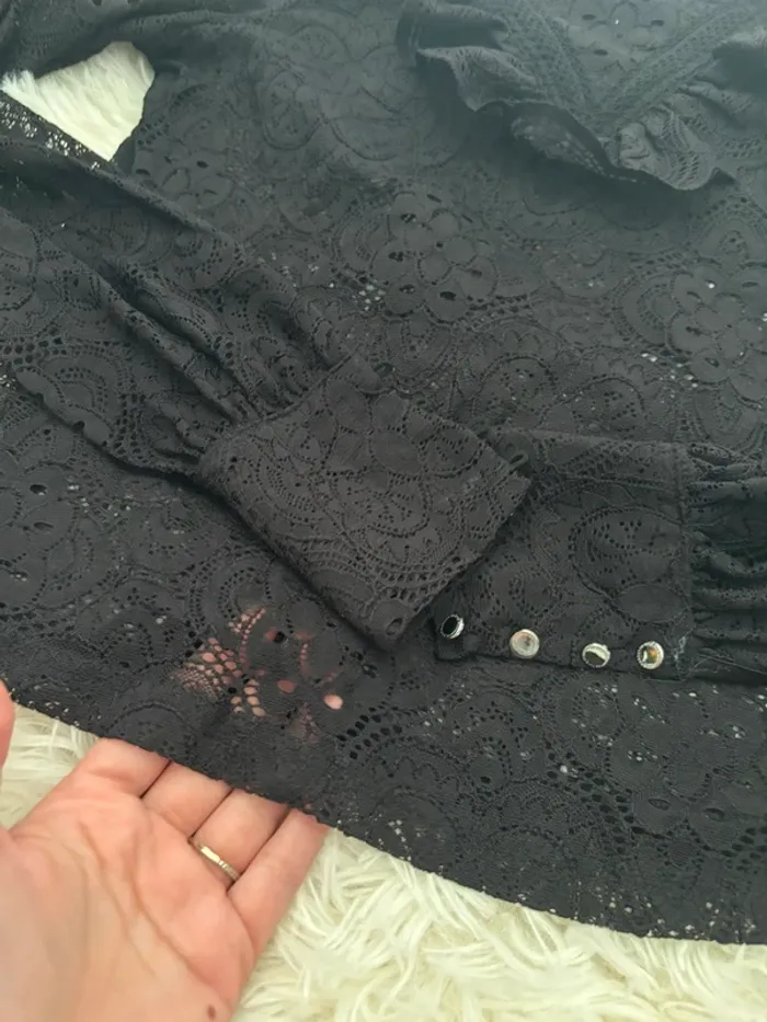Chemise noire - photo numéro 3