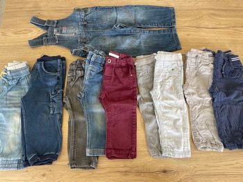 Lot de vêtements 18 mois- 32 pièces