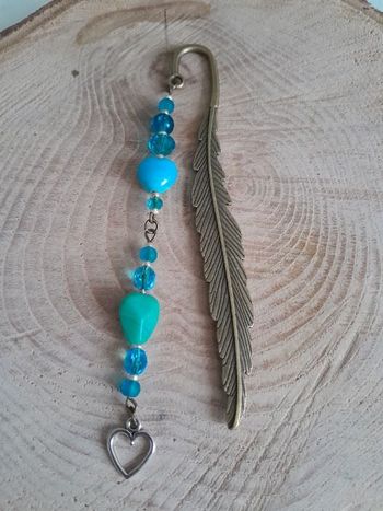 Grand Marque page plume bleu coeur