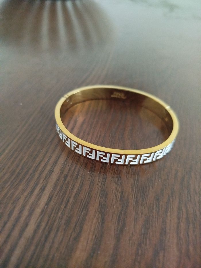Bracelet F