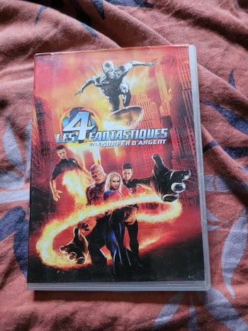 Les 4 fantastiques et le surfer d argent