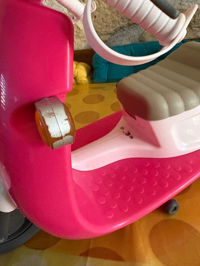 Scooter télécommandé Baby Born – Rose et Fun garanti ! - photo numéro 2