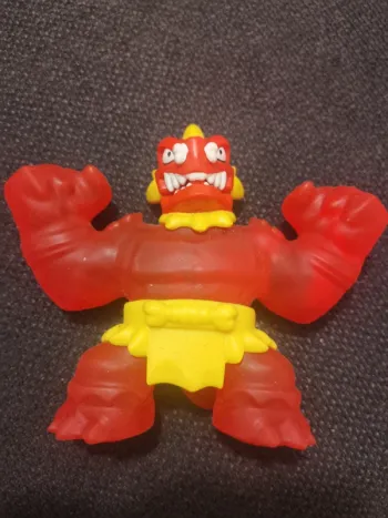 Goo jit zu Dino power rouge