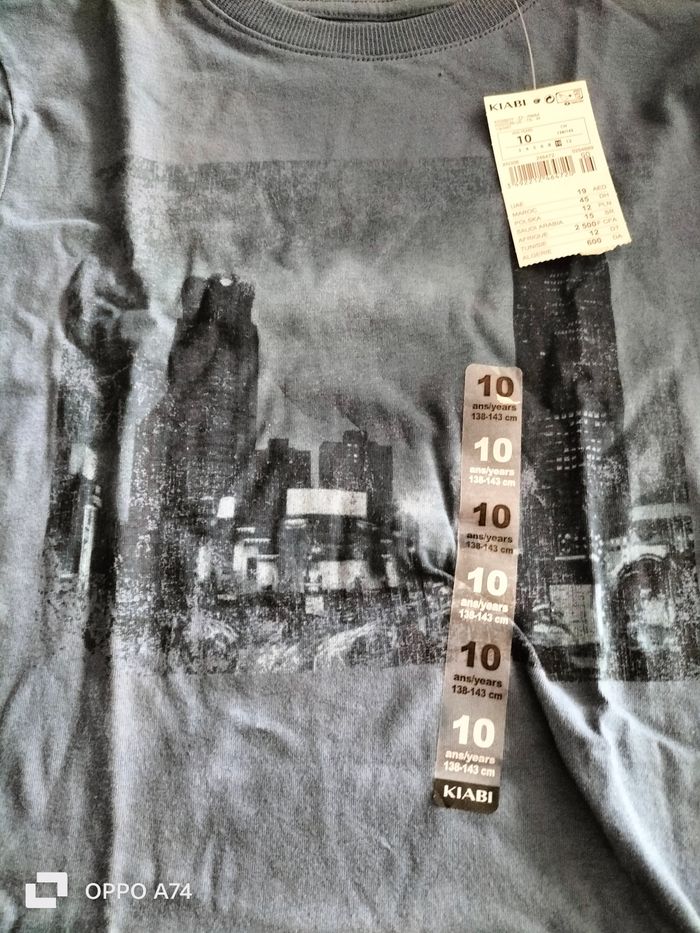 Garçon 10 ans 🖤 T-shirt Kiabi Neuf - photo numéro 2