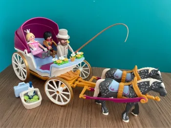 Playmobil 70449 Calèche et couple royal