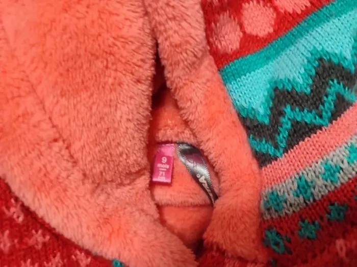 Poncho cape polaire 9 mois rouge orange inuit très bon état - photo numéro 4