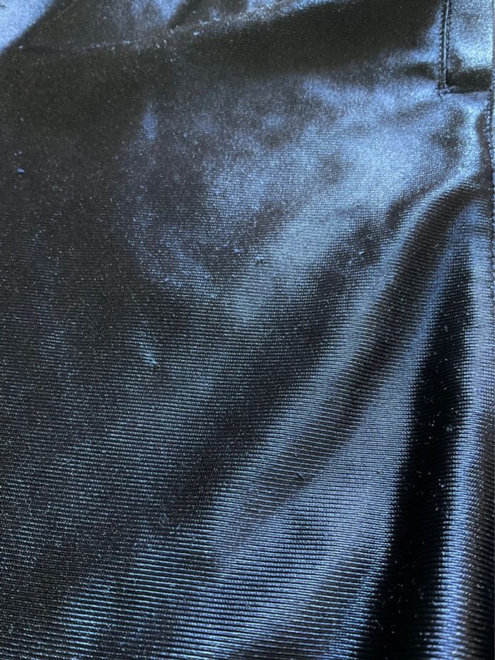 Short léger de sport bleu marine pour enfant Puma taille M 14 ans 386 - photo numéro 4