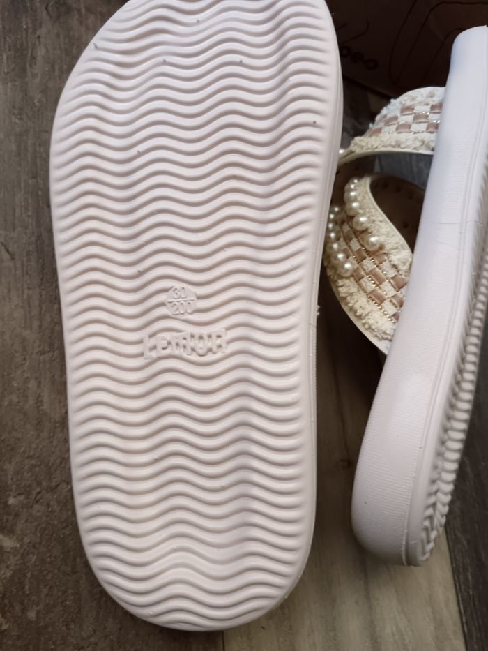 Claquettes rose t30 - photo numéro 3