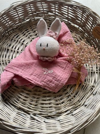 Doudou lapin crochet