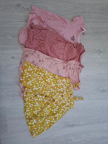 Lot de 4 robes 6 mois