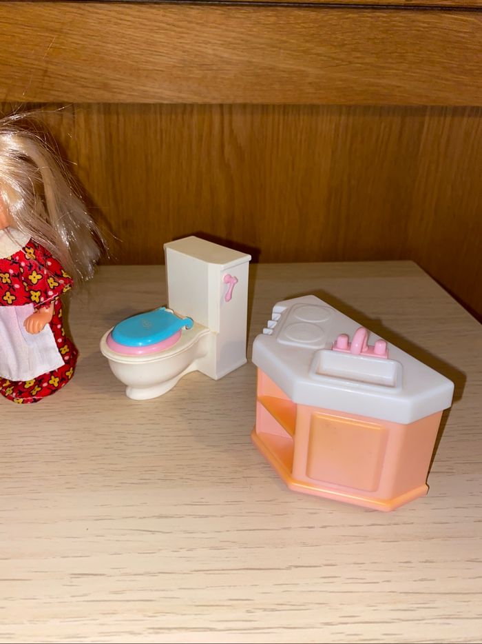 Poupée jouet delavennat glady Sonia cuisinière lit barbie Shelly nursery training pot 1996 - photo numéro 4